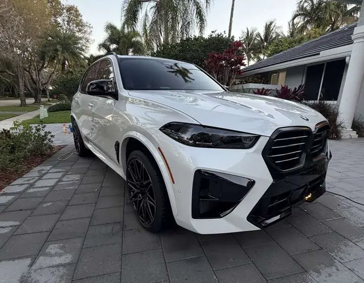 Full detail by Monza Details
